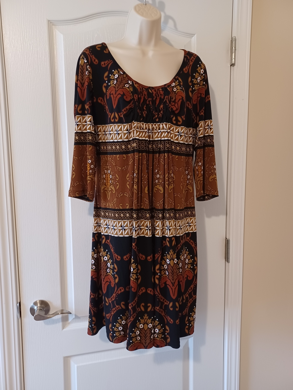 Boho-Inspired Brown & Black Midi Dress